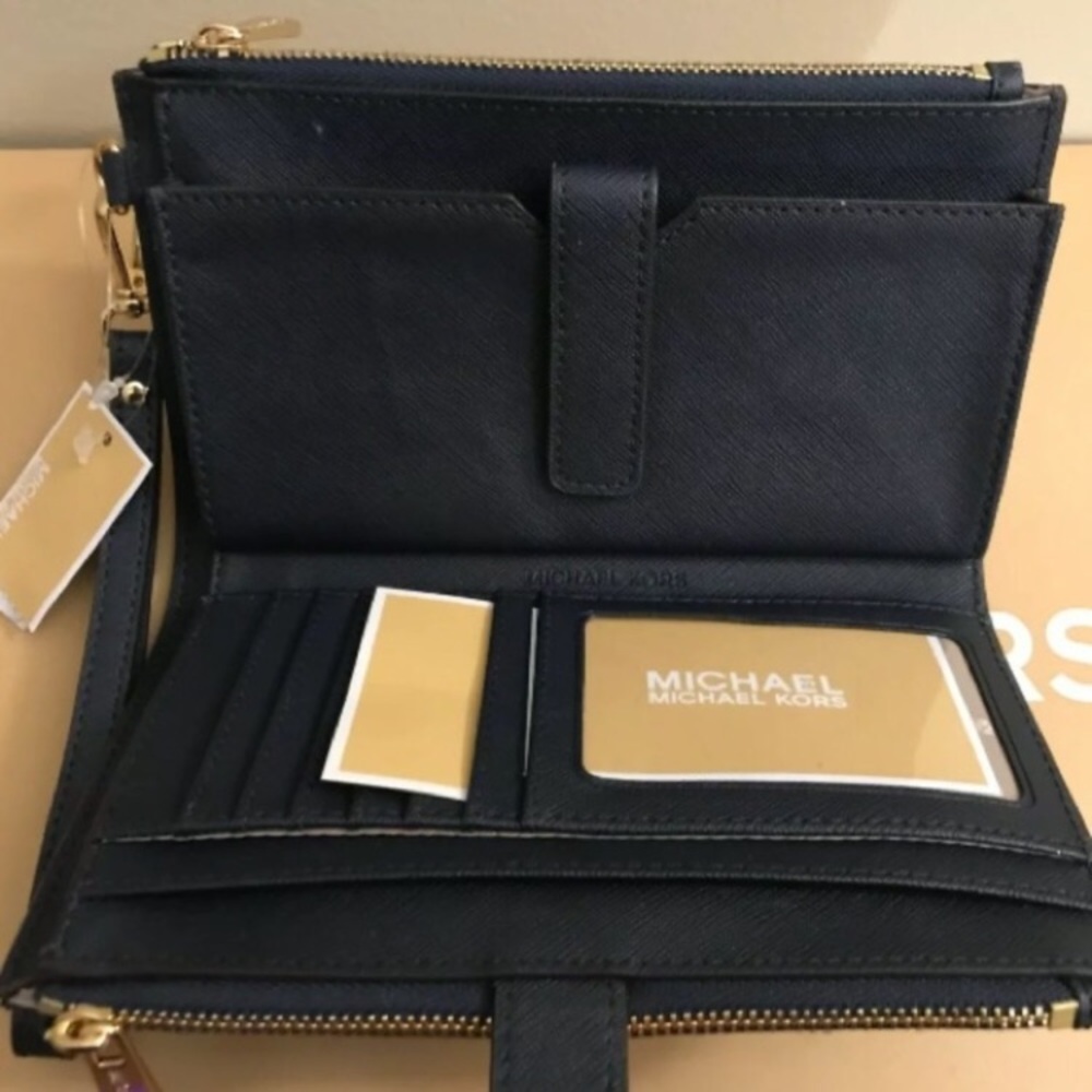 Michael Kors Double Zip Smart Phone Wallet - Picture 4 of 4